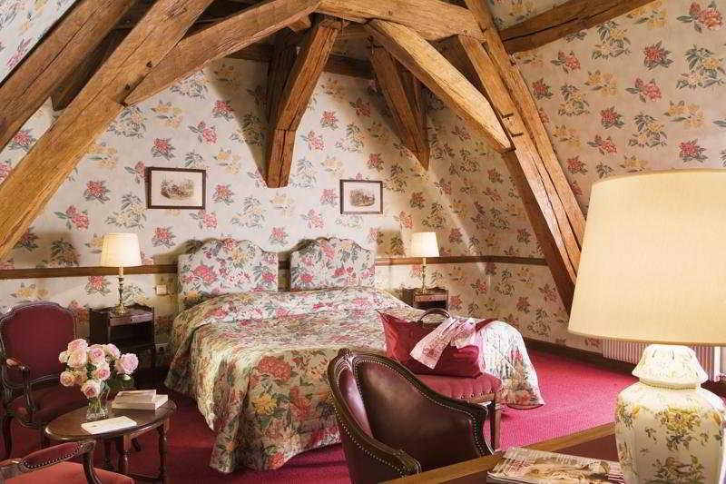 Chateau De Gilly Экстерьер фото